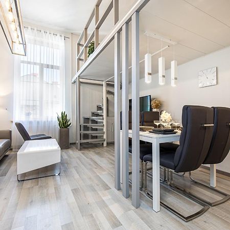 Loft Apartment In Klaipeda Oldtown מראה חיצוני תמונה